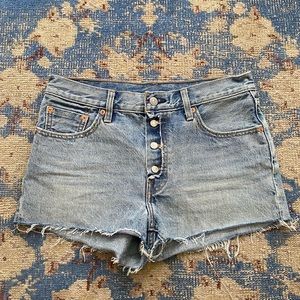 Levi's 501 Exposed Button Fly Cutoff Shorts 28